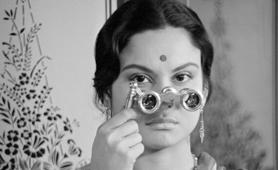 CHARULATA (THE LONELY WOMAN)