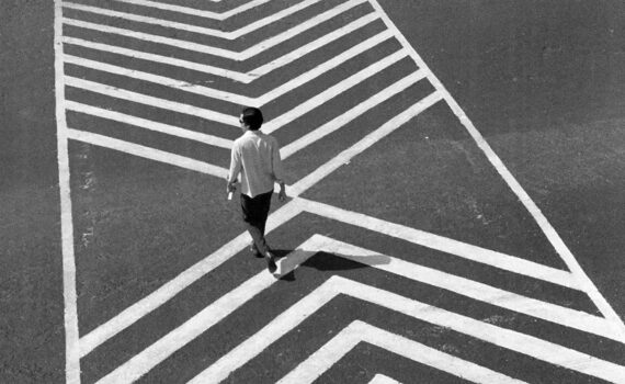 PRATIDWANDI (THE ADVERSARY)